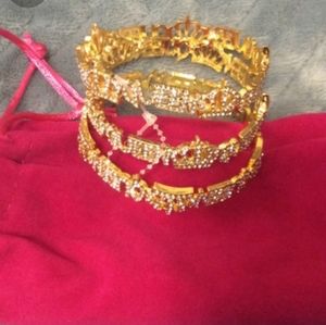 Sassy Jones Queen bracelet set